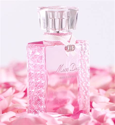 Discover Miss Dior Rose Essence 